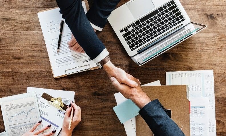 6 simple ways to improve internal communication in the workplace