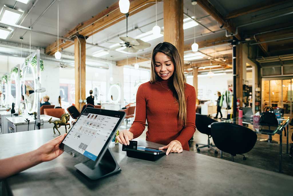 retail ai communication
